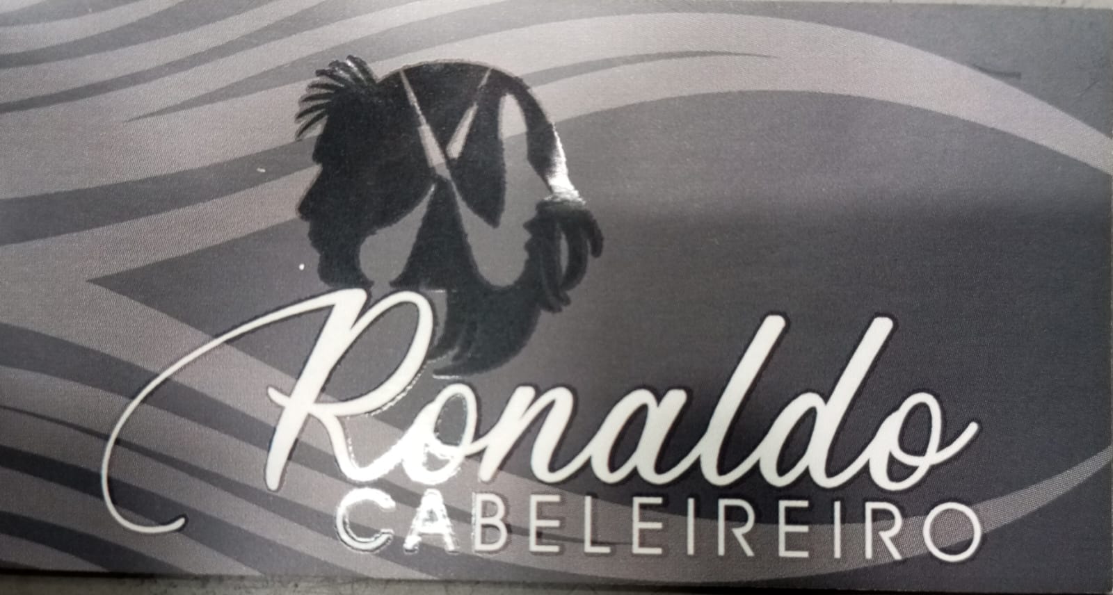 ronaldo cabelereiro frente